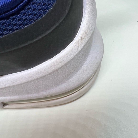 Boys Nike Air Max Blue and Black Size 5Y - Picture 15 of 16